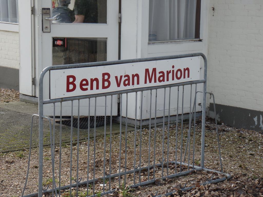 Bed & Breakfast Van Marion Oostvoorne Eksteriør bilde