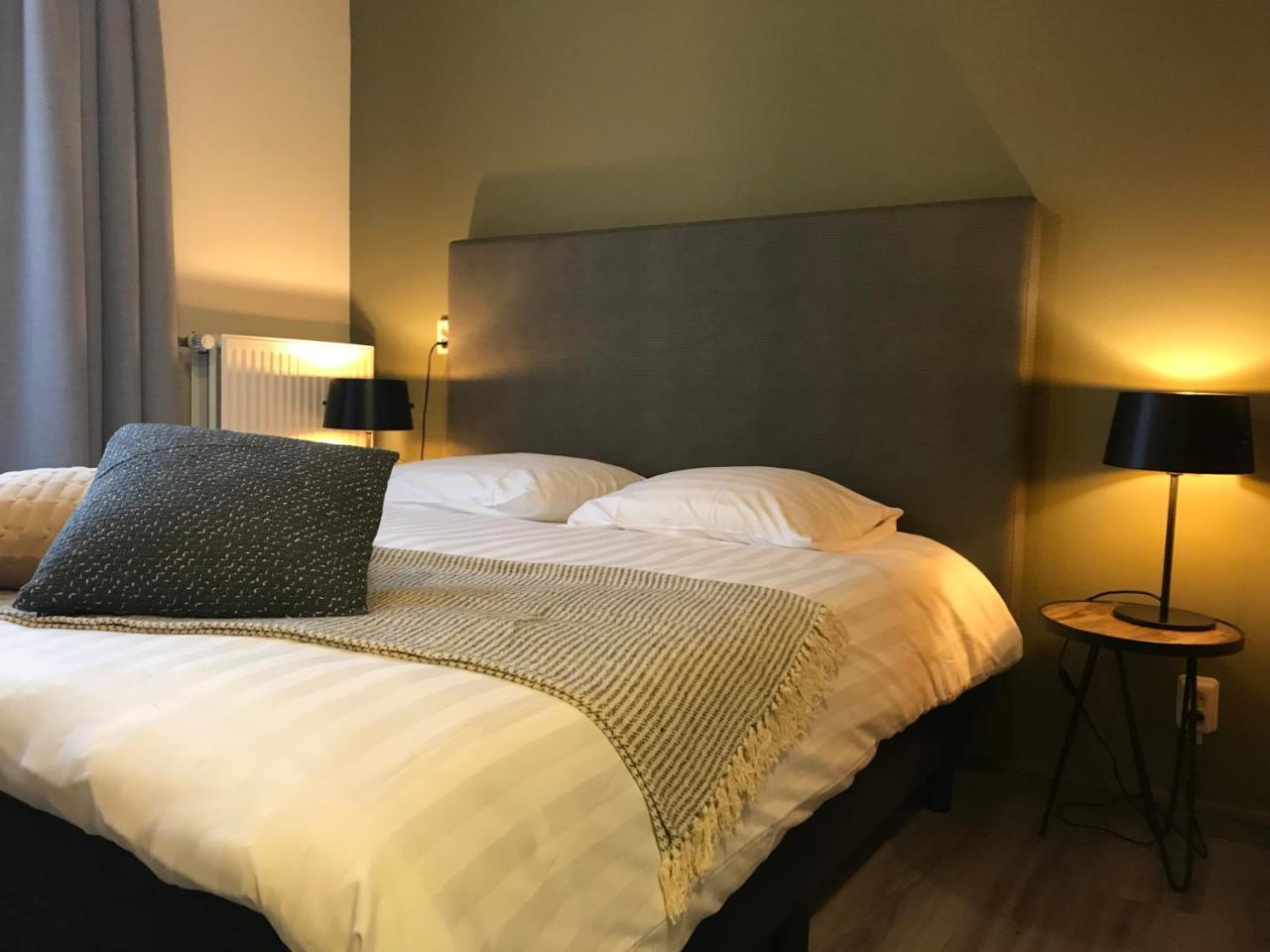 Bed & Breakfast Van Marion Oostvoorne Eksteriør bilde