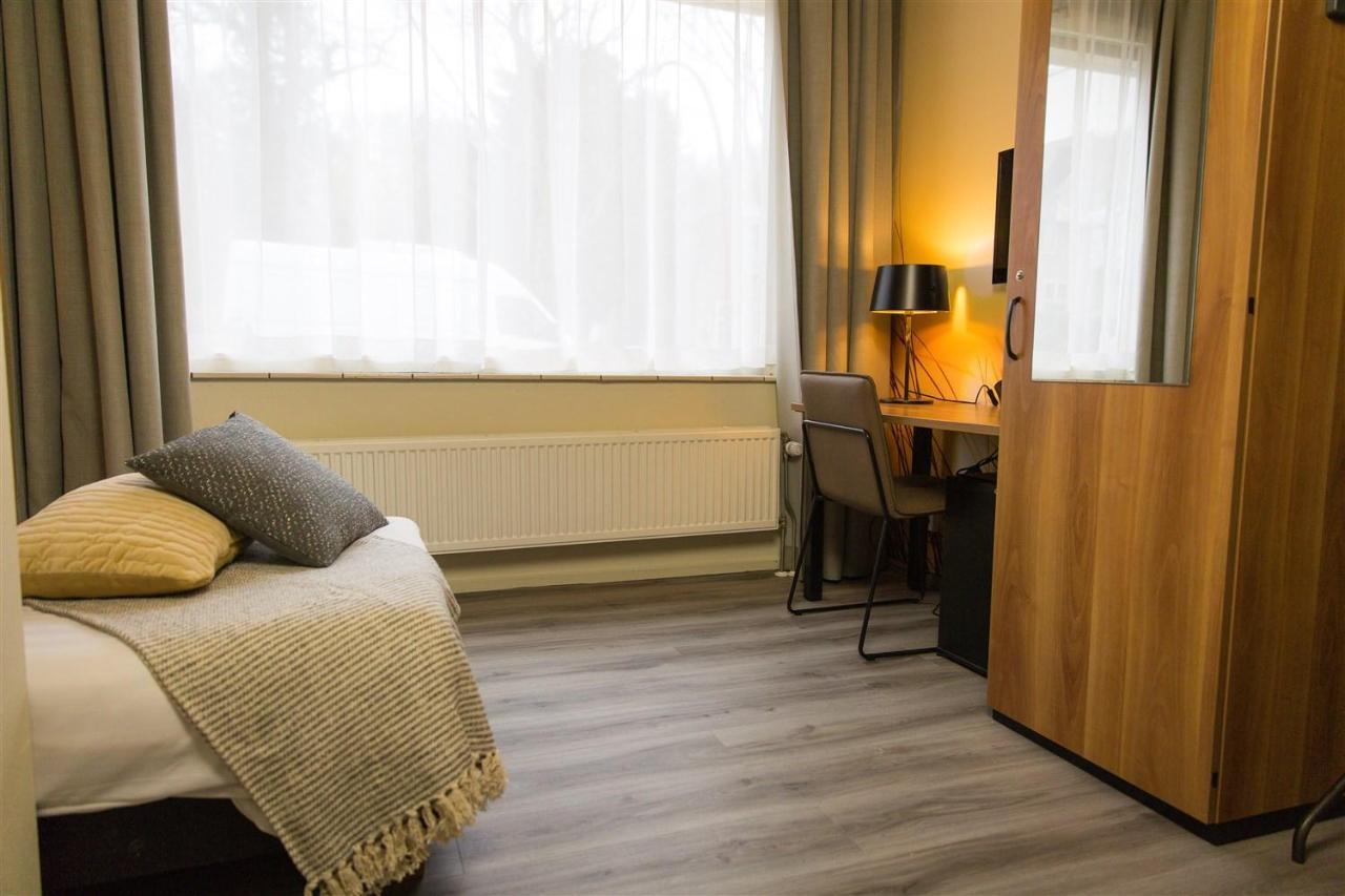 Bed & Breakfast Van Marion Oostvoorne Eksteriør bilde